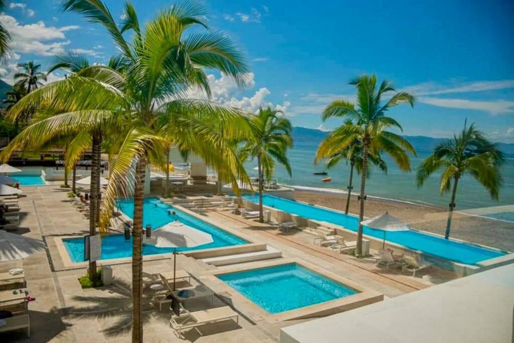 Harbor 13008A Artistic Beachfront Studio By Moikkarentals Puerto Vallarta Extérieur photo